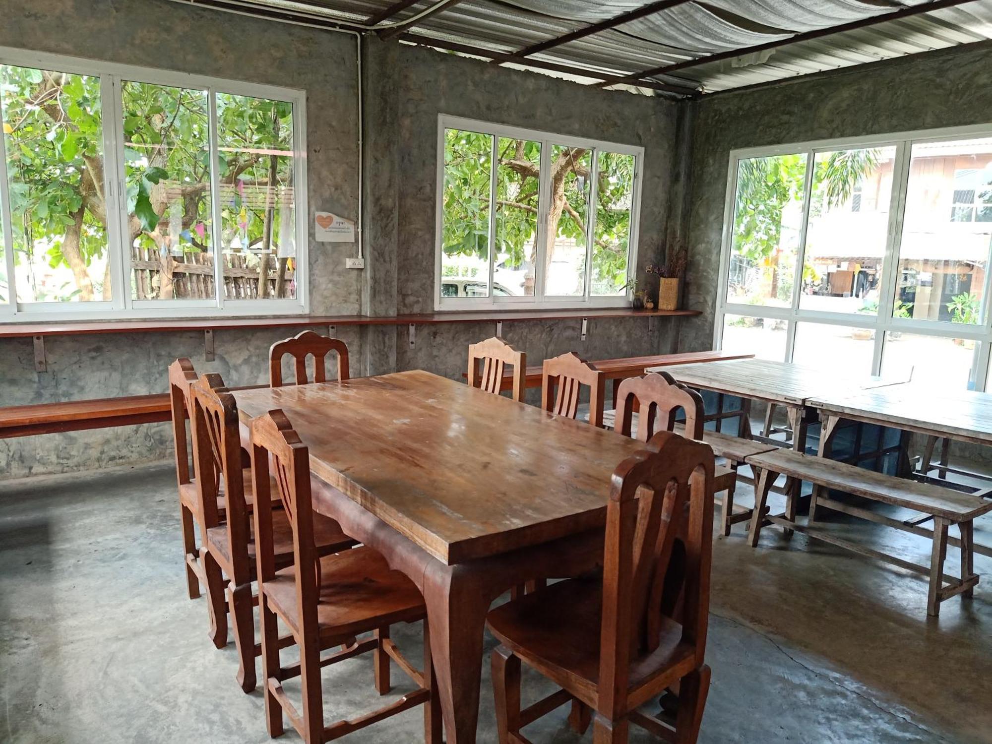 Phumchan Place Hotel Phayao Exterior photo
